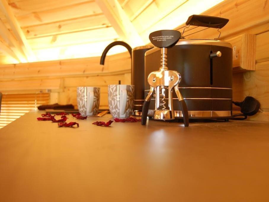 Romantic Rural Retreats Crewkerne Ngoại thất bức ảnh